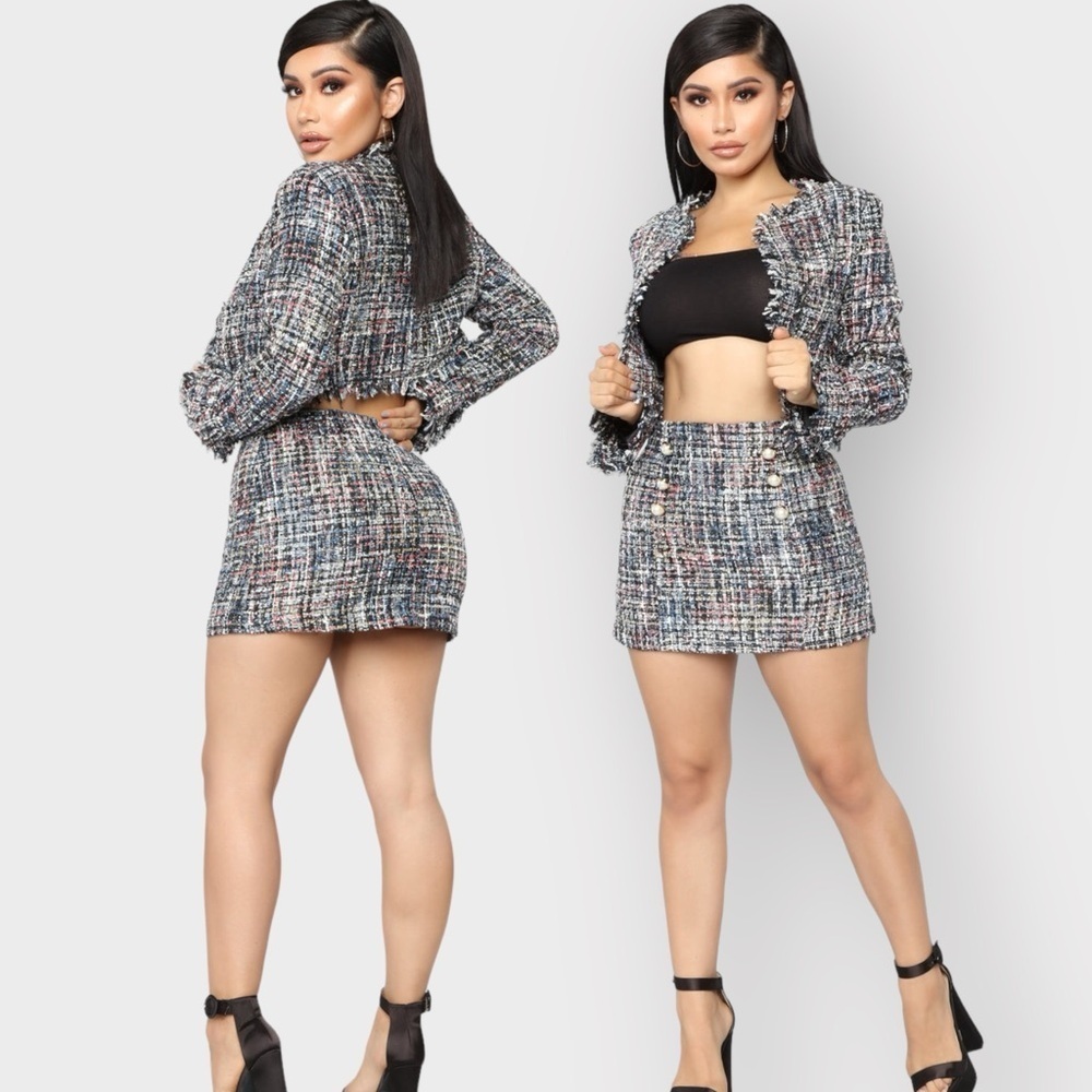 FASHION NOVA Tweed Glitter Pearl Button Mini Skirt (Sz XS)